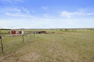  Photo 32
