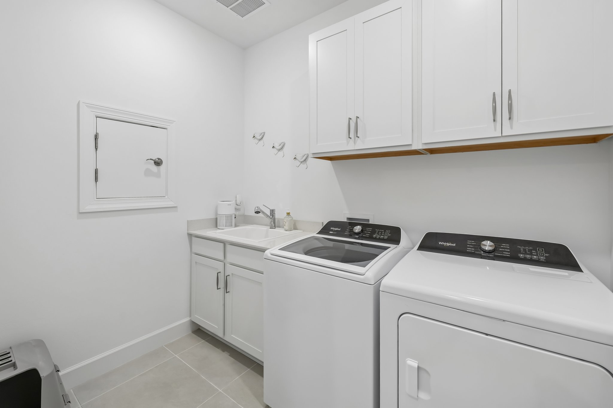 Ridgeline Dr-S0609-027.jpg
