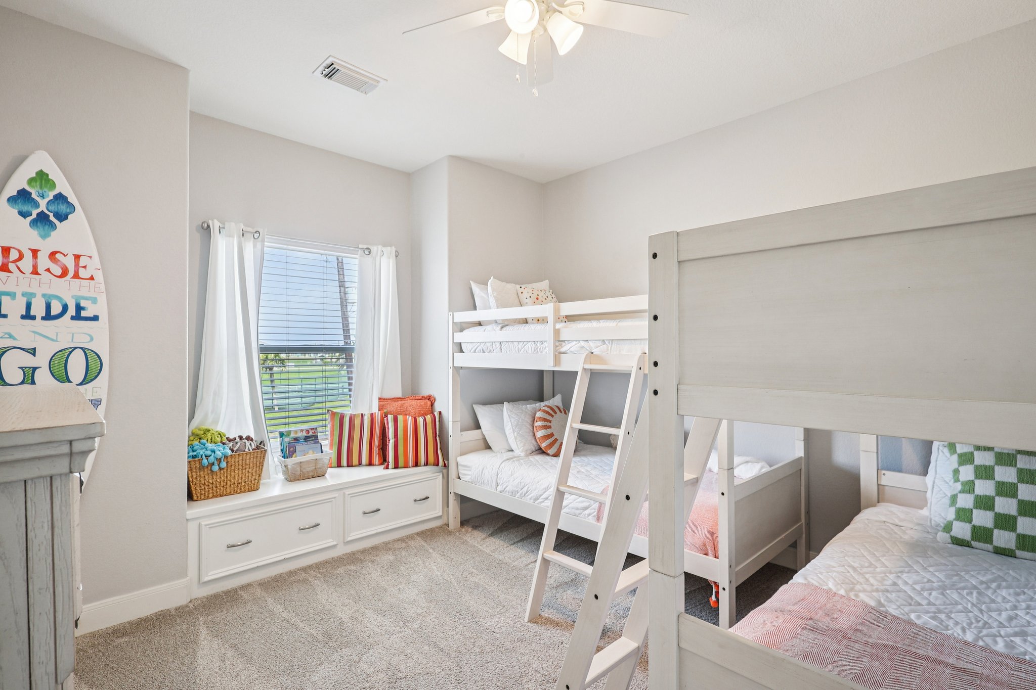 Shaman Dr-S0104-015.jpg