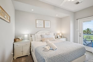 Shaman Dr-S0104-012.jpg