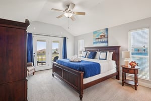 Shaman Dr-S0104-017.jpg