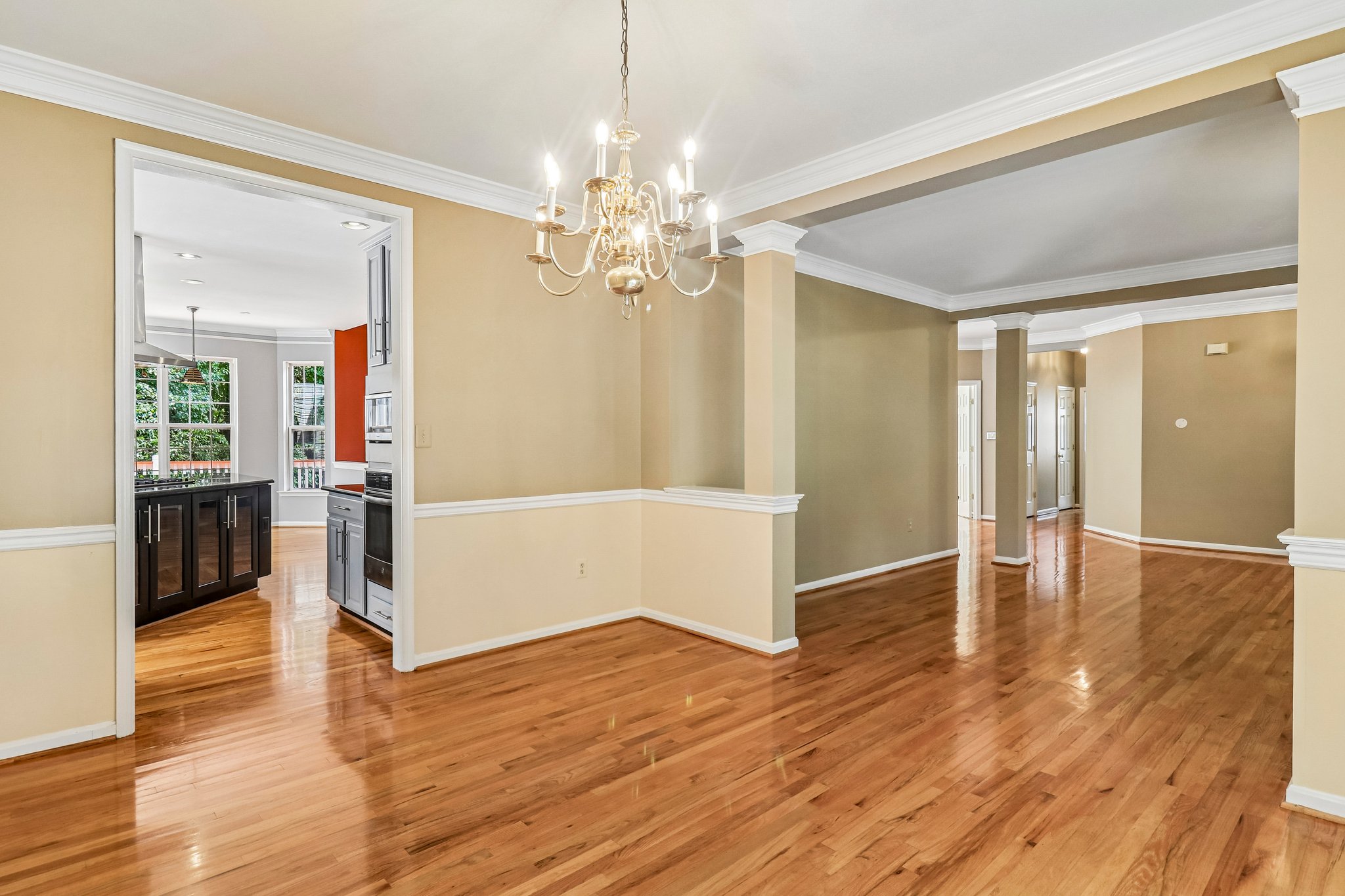 Crownsgate Cir-S1908-014.jpg