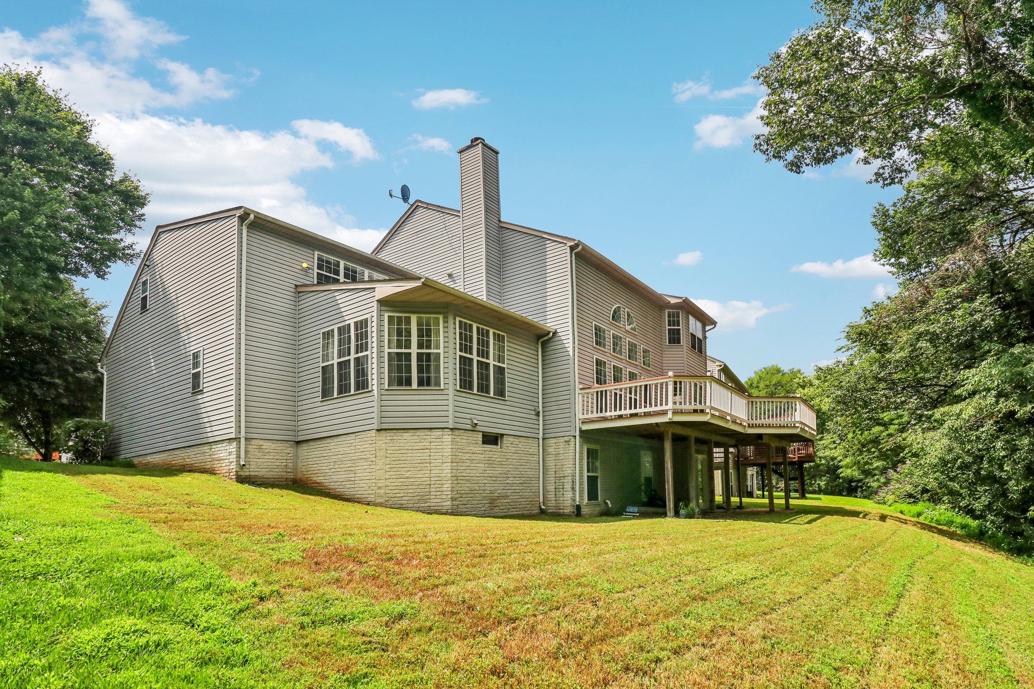 Crownsgate Cir-S1908-102.jpg