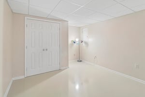 Crownsgate Cir-S1908-049.jpg