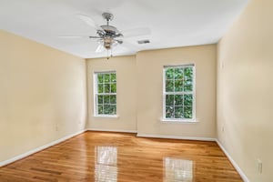 Crownsgate Cir-S1908-052.jpg
