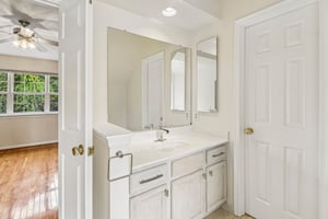Crownsgate Cir-S1908-075.jpg