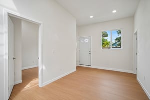 Atlantic Ave-S2808-014.jpg