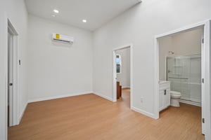 Atlantic Ave-S2808-015.jpg