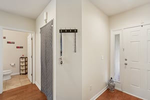 Sommarie Wy-S2408-001.jpg