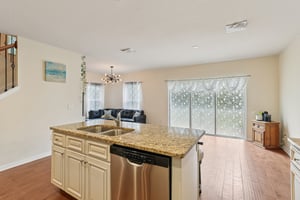 Sommarie Wy-S2408-012.jpg