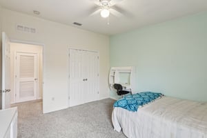 Sommarie Wy-S2408-016.jpg