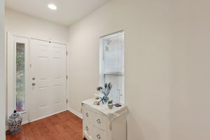 Sommarie Wy-S2408-032.jpg