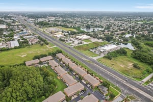Sommarie Wy-S2508-016.jpg