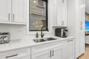 W Waveland Ave 1-S0707-018.jpg