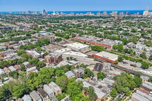 W Waveland Ave 1-S0707-051.jpg