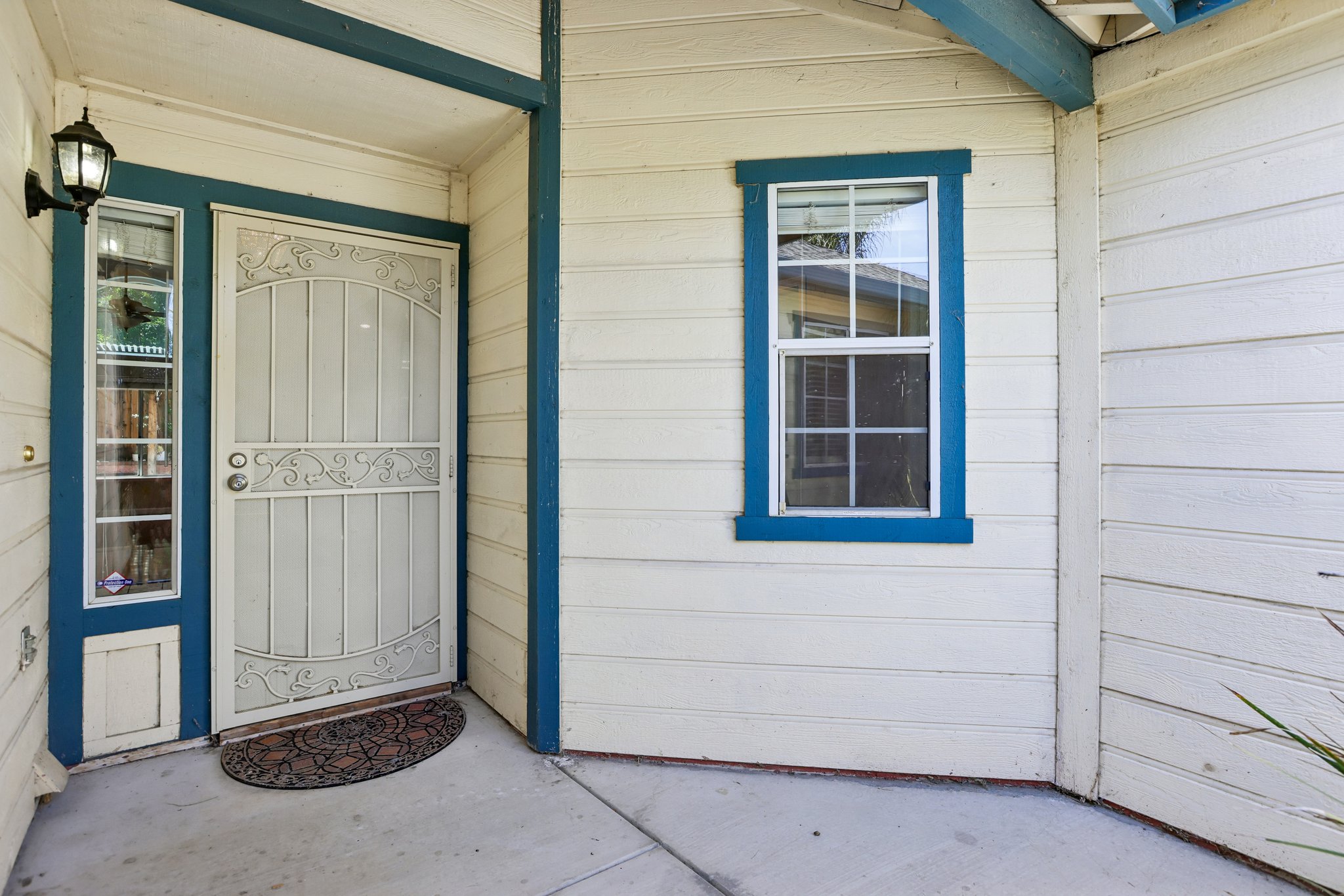 Bayberry Ln-S1305-004.jpg