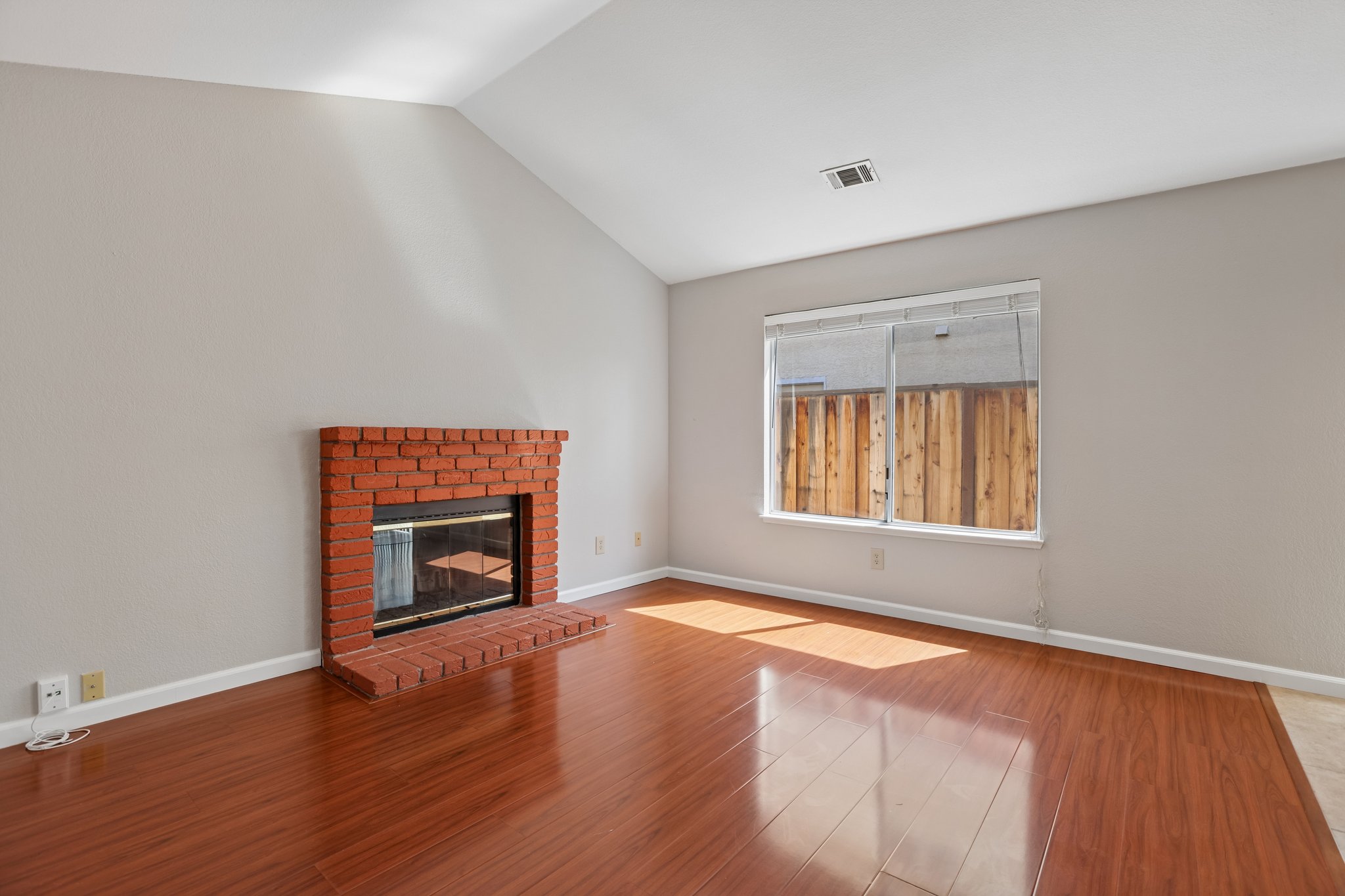 Bayberry Ln-S1305-010.jpg