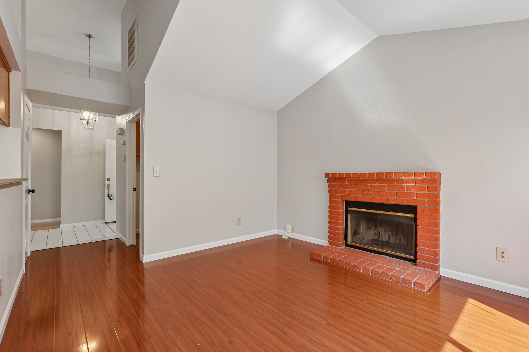 Bayberry Ln-S1305-011.jpg