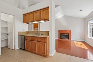 Bayberry Ln-S1305-015.jpg