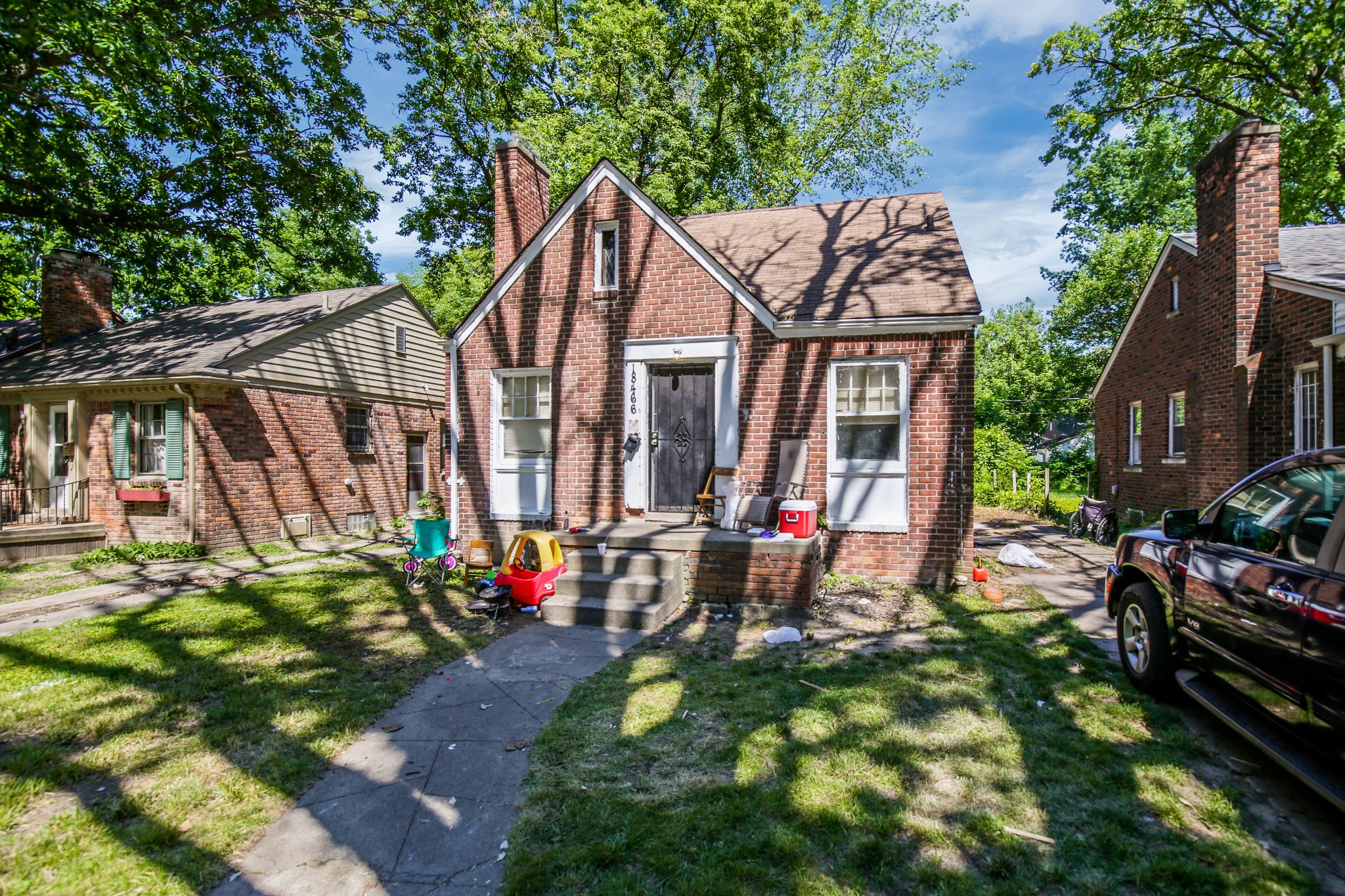 18466 Fielding St, Detroit, MI 48219 Stylish Detroit