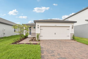 Tampa - Two Rivers - 1847 Brekey Way Zephyrhills FL 33541-001