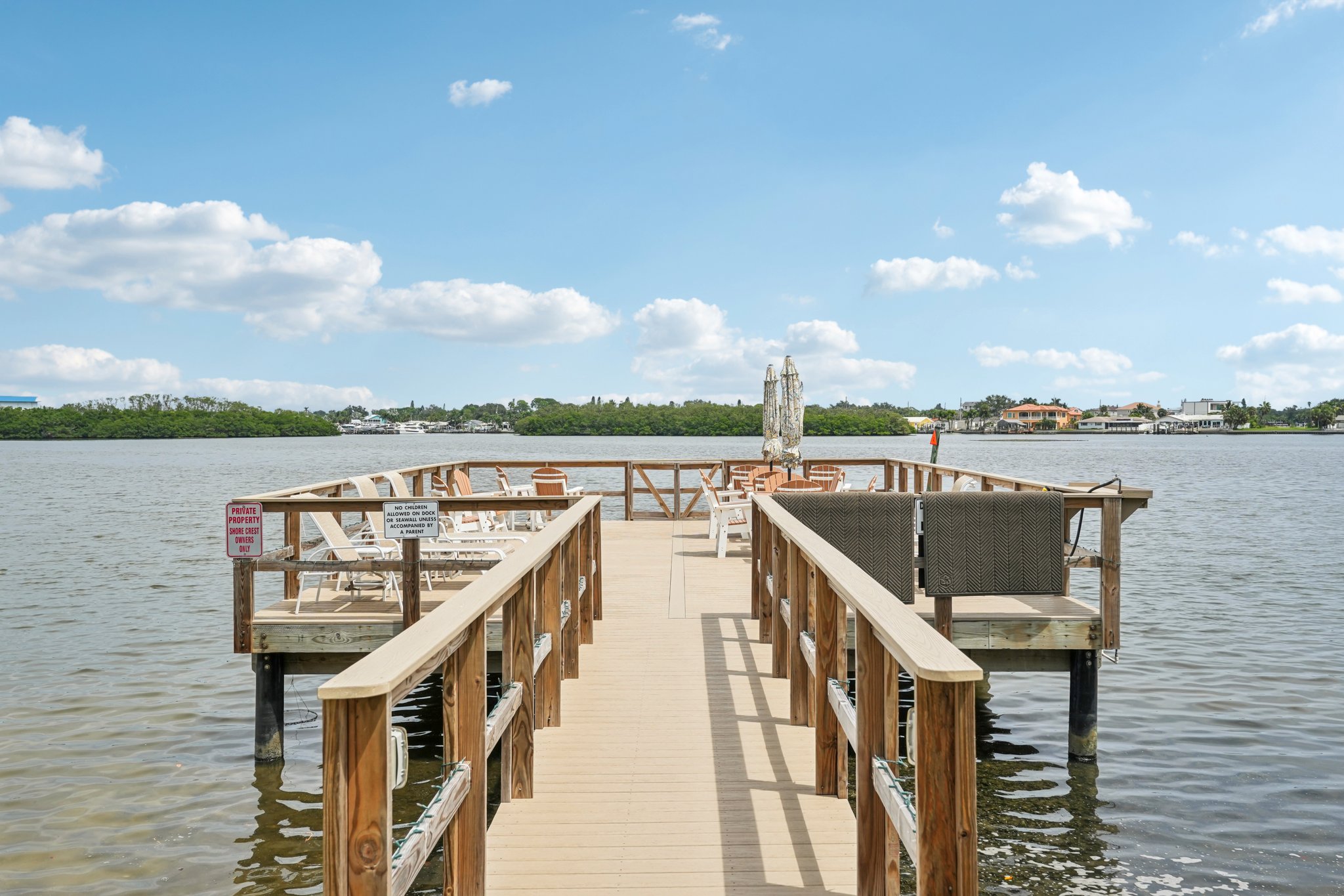 Shore Dr S 215-S1209-025.jpg