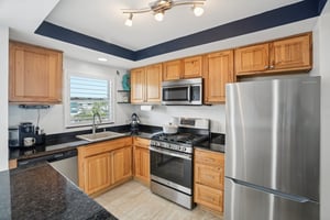 Shore Dr S 215-S1209-016.jpg