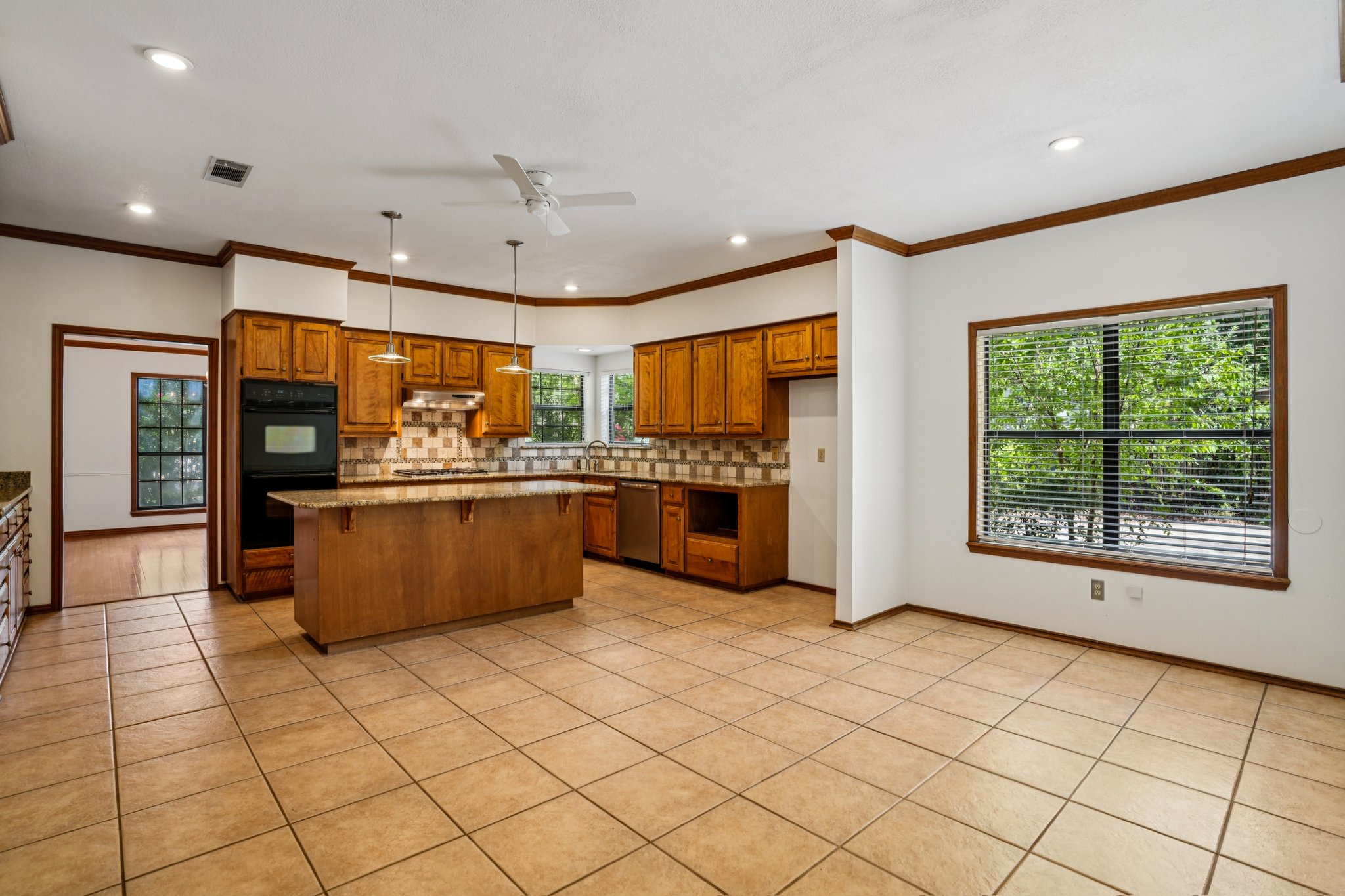 Pebble Brook Dr-S0508-019.jpg