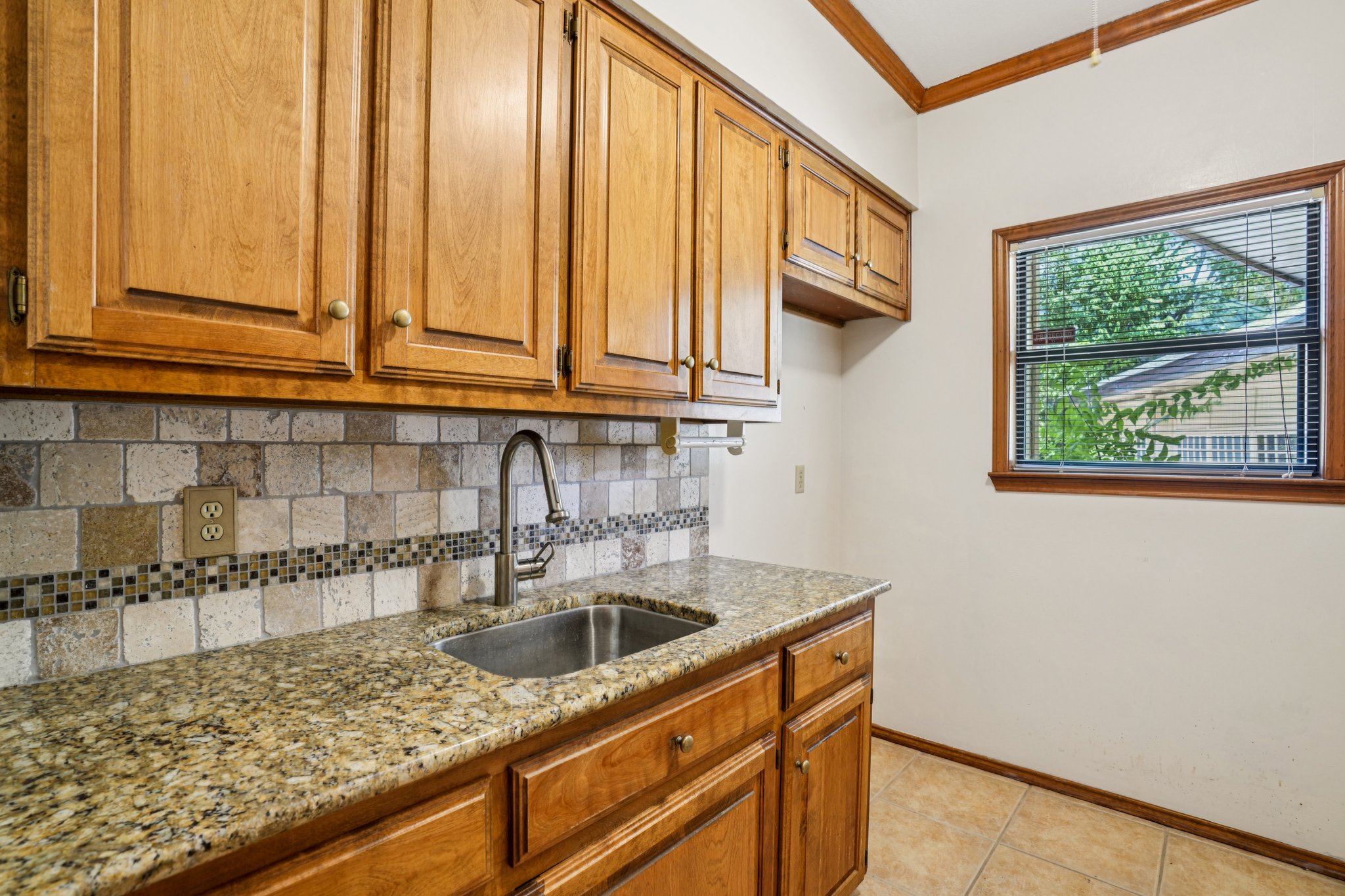 Pebble Brook Dr-S0508-023.jpg