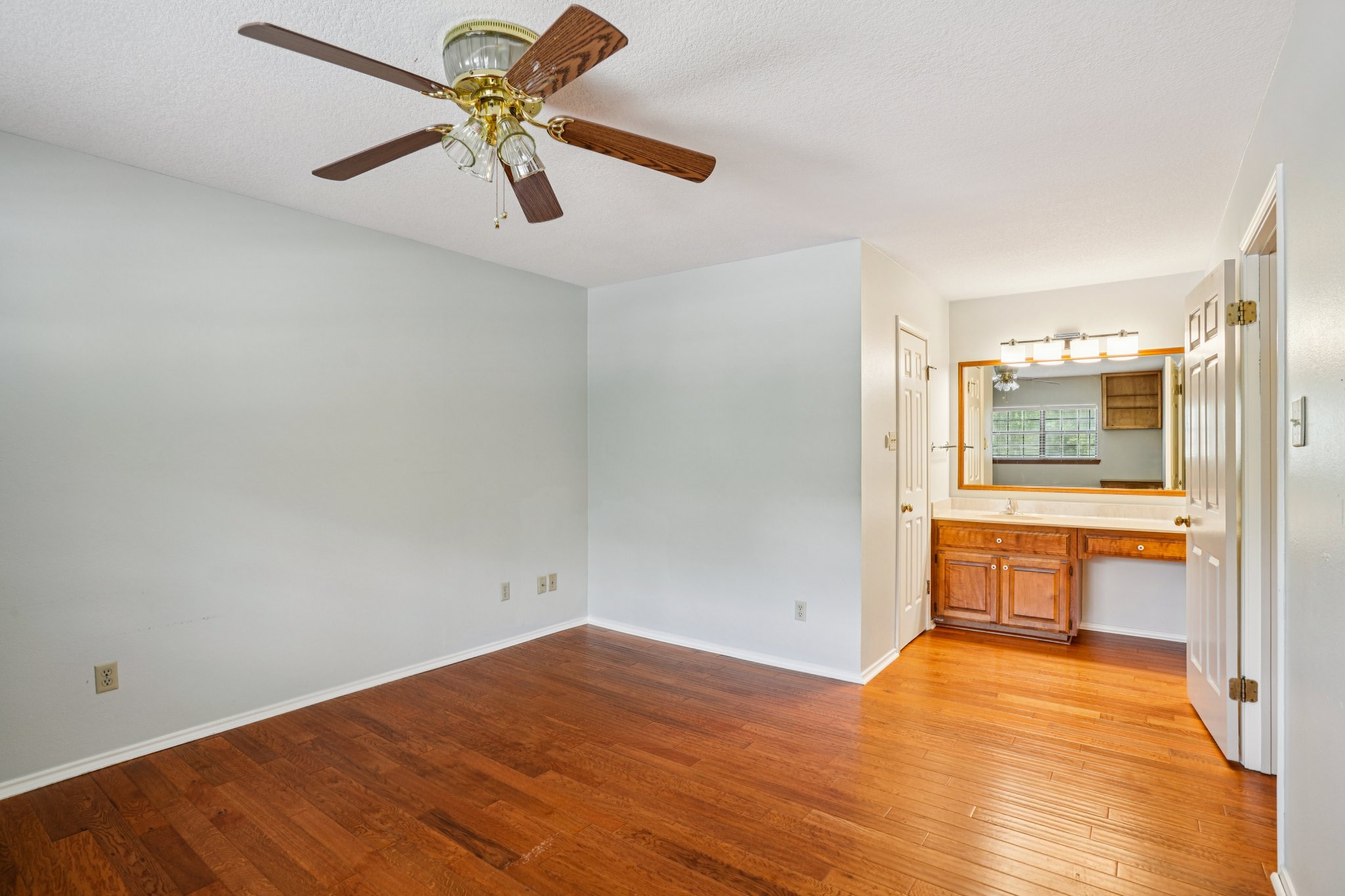Pebble Brook Dr-S0508-055.jpg