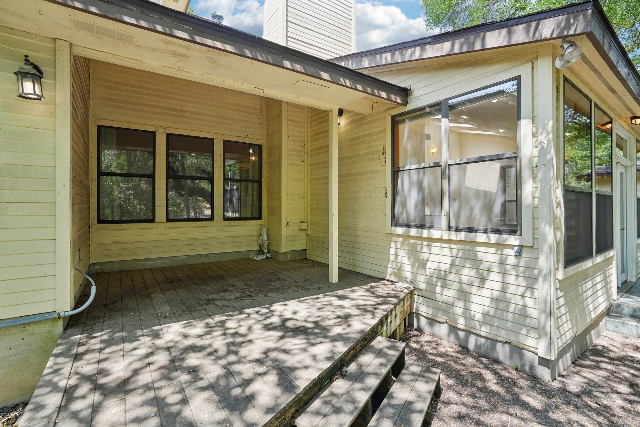 Pebble Brook Dr-S0508-057.jpg