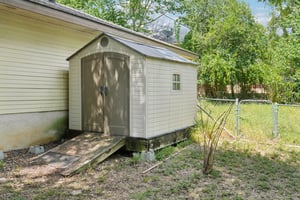 Pebble Brook Dr-S0508-062.jpg