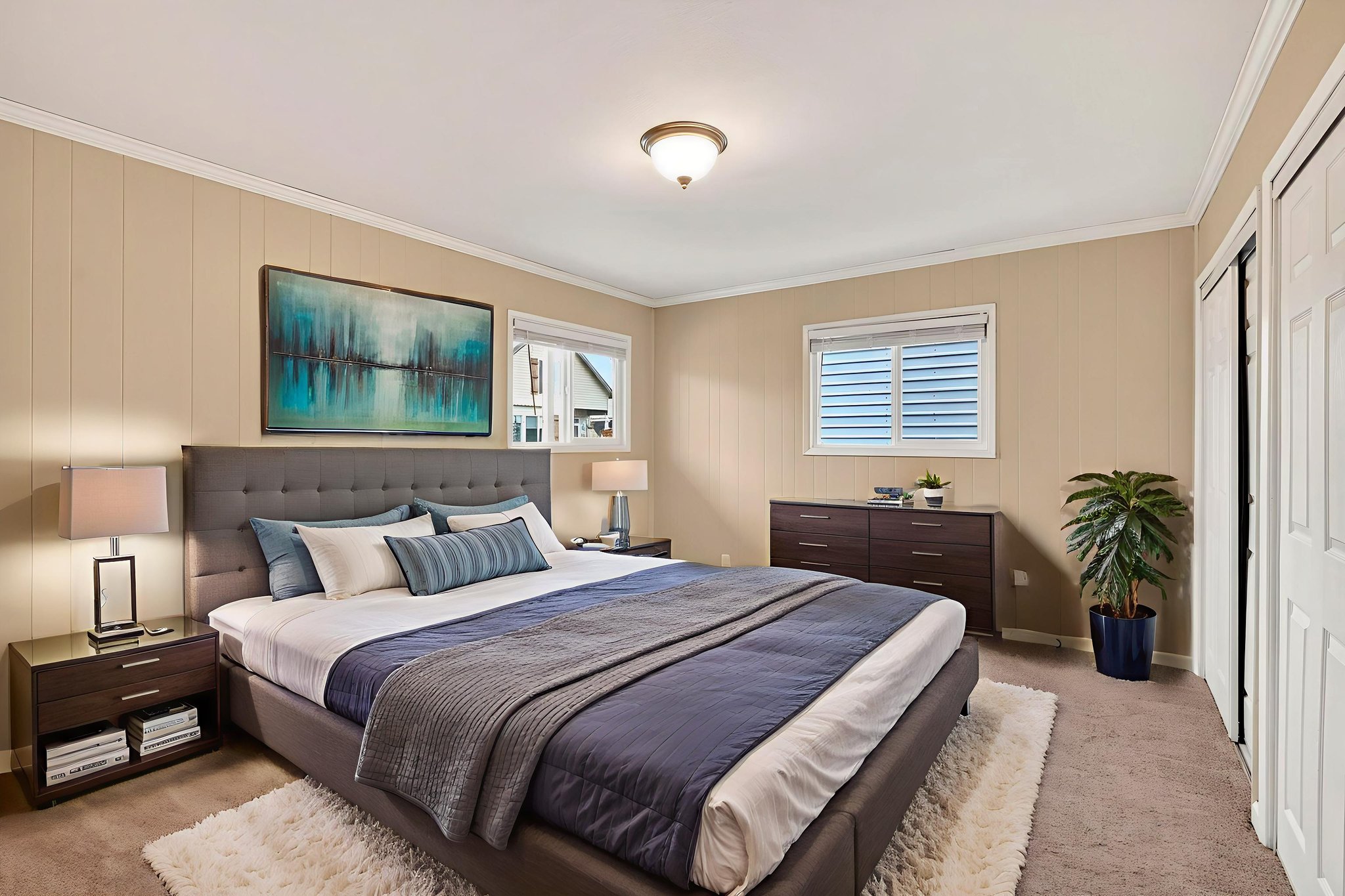 031 virtually staged.jpeg