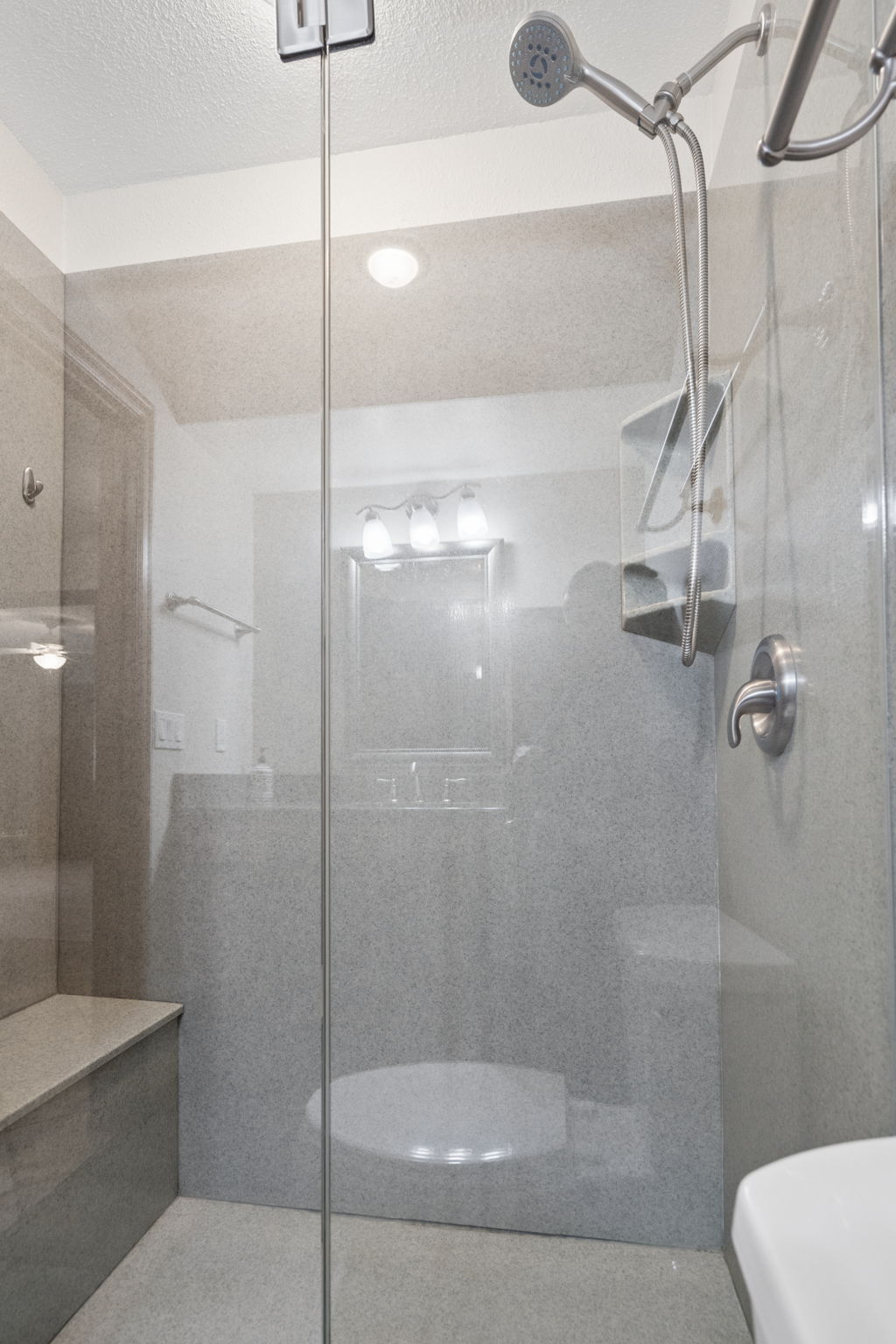 Main House Primary Bathroom