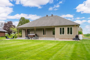  Photo 44
