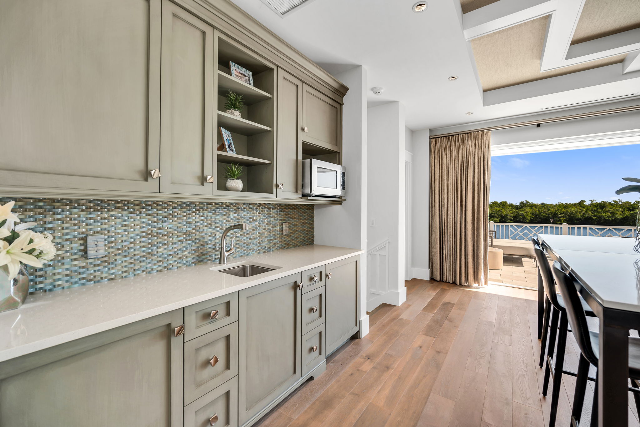 Upstairs Living Wetbar