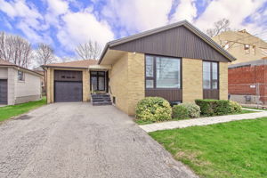  Photo 0
