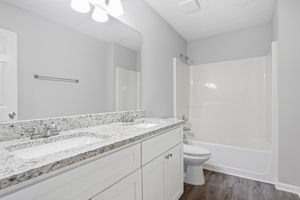  Photo 23