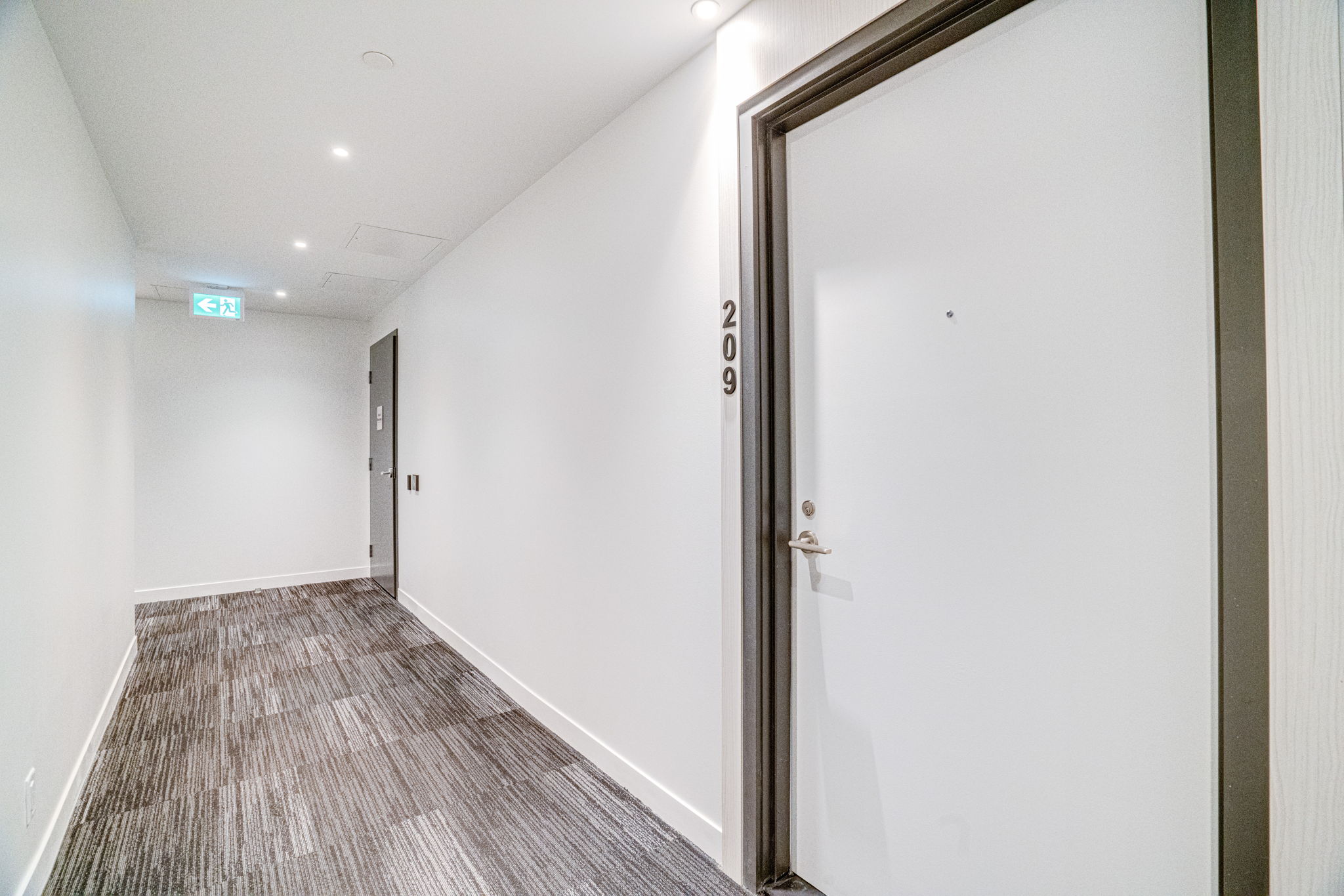185 Alberta Ave Unit 209 Toronto, ON M6C 0A5