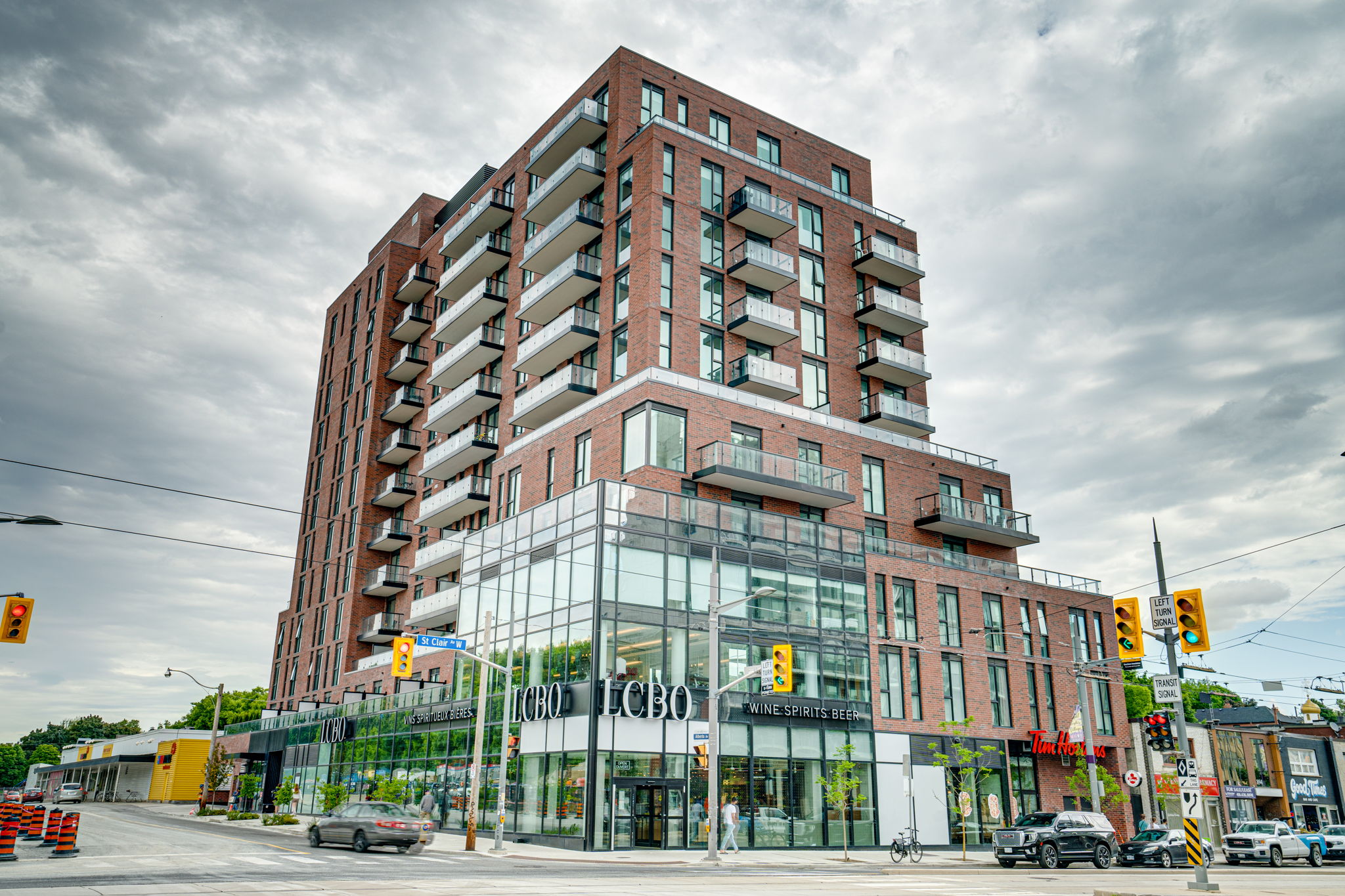 185 Alberta Ave Unit 209