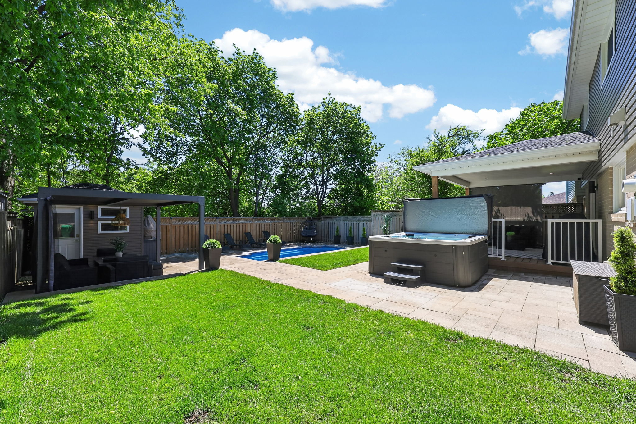  Photo 57