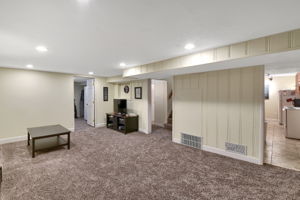  185 East 1100 South, Bountiful, UT 84010, US Photo 19
