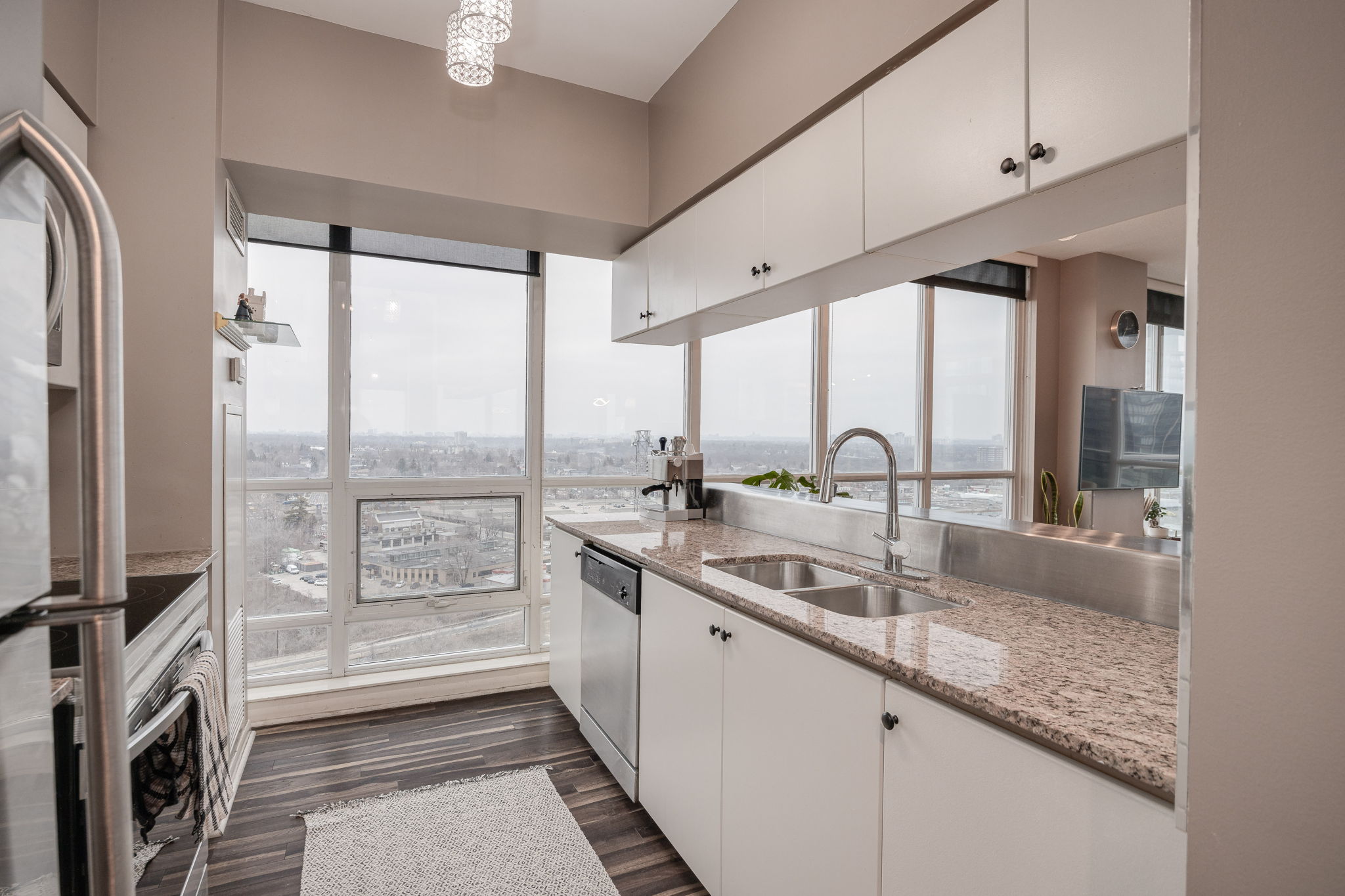 Toronto property showcase — delivered property photograph 10