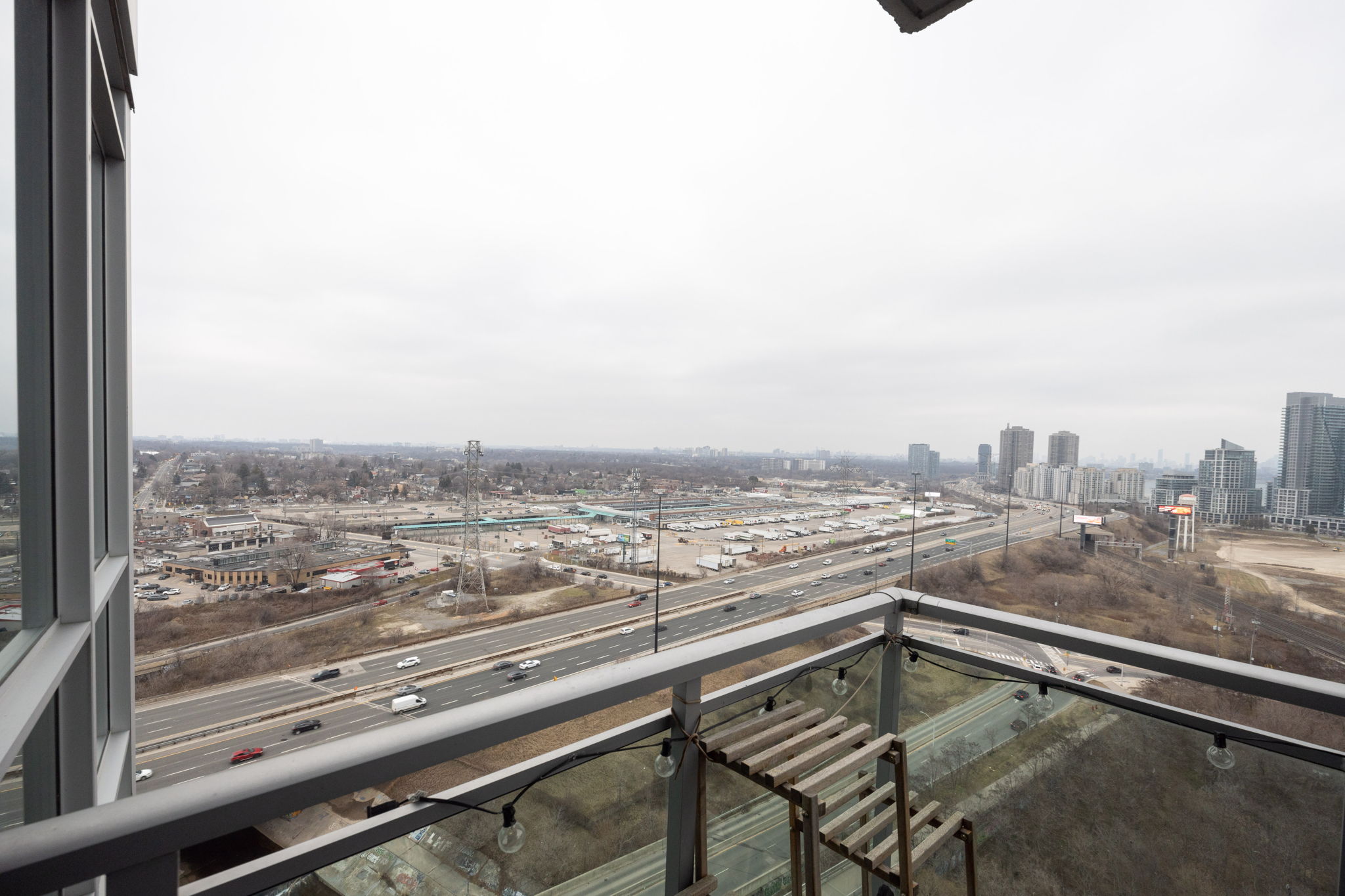 Toronto property showcase — delivered property photograph 28