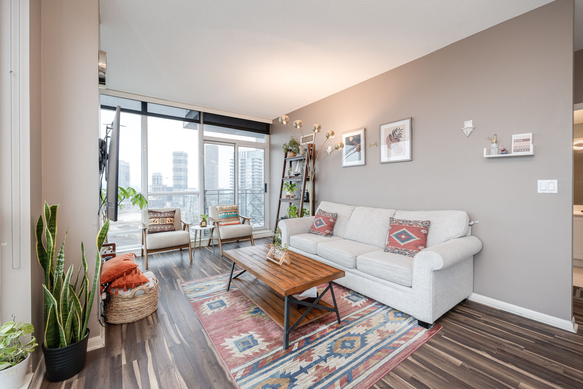 Toronto property showcase — delivered property photograph 4