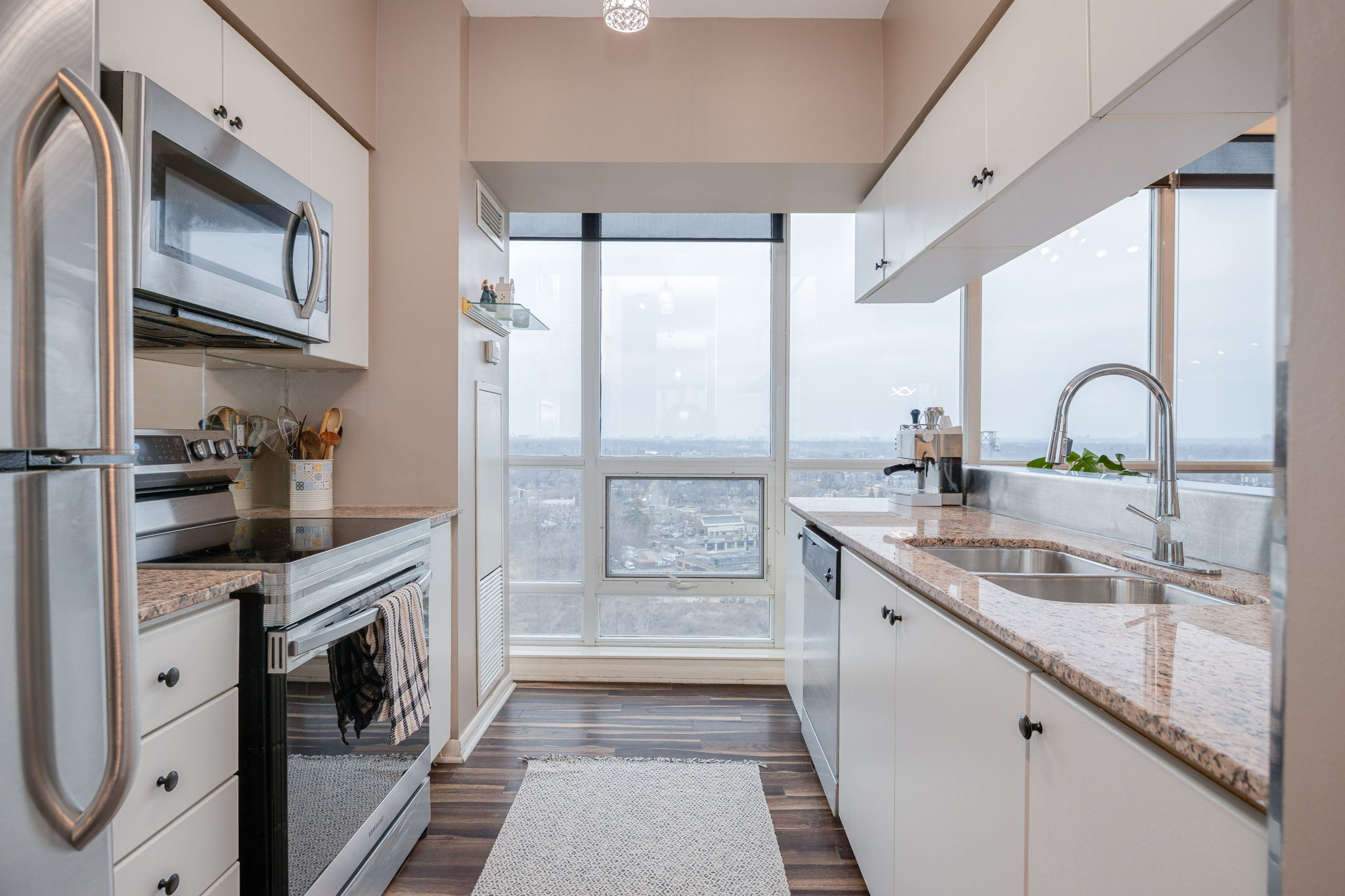 Toronto property showcase — delivered property photograph 9