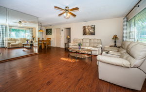 Living Room3-2