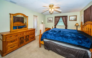 Master Bedroom1b-2