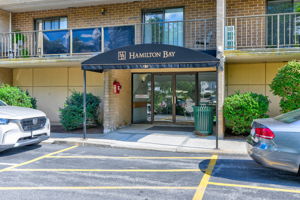  Photo 0