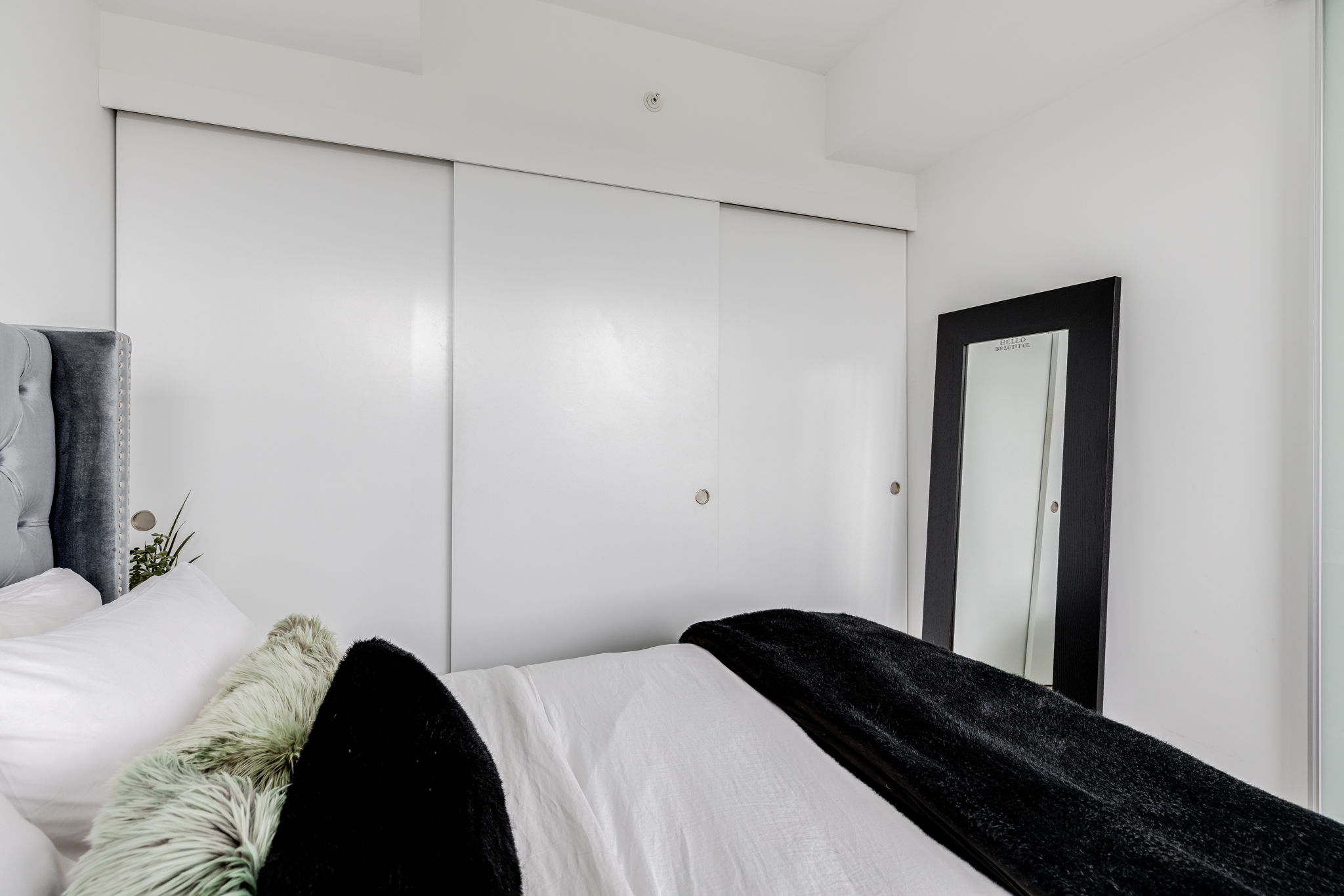 Toronto property showcase — delivered property photograph 15